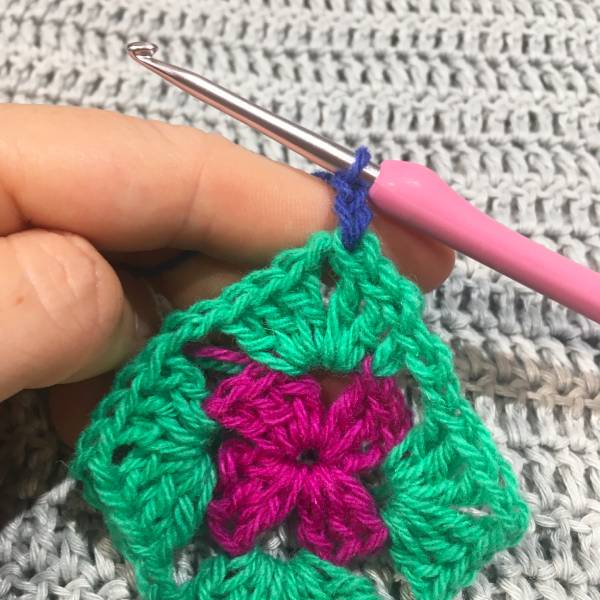 Kit de Tejido Crochet + Bloqueador de Granny Square
